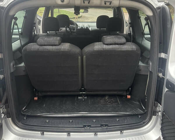 Сірий Дачія Logan, об'ємом двигуна 1.6 л та пробігом 130 тис. км за 6800 $, фото 23 на Automoto.ua