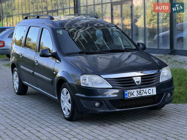 Сірий Дачія Logan, об'ємом двигуна 1.5 л та пробігом 290 тис. км за 4150 $, фото 2 на Automoto.ua