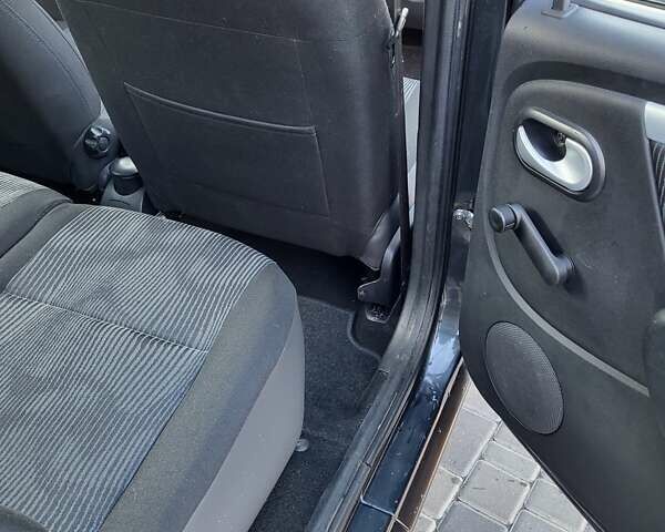 Сірий Дачія Logan, об'ємом двигуна 1.6 л та пробігом 105 тис. км за 6950 $, фото 18 на Automoto.ua