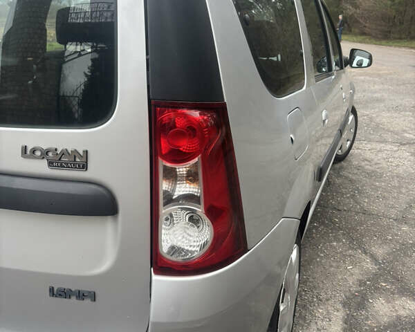 Сірий Дачія Logan, об'ємом двигуна 1.6 л та пробігом 130 тис. км за 6800 $, фото 5 на Automoto.ua