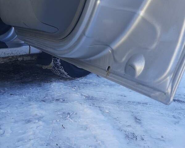 Сірий Дачія Logan, об'ємом двигуна 1.6 л та пробігом 152 тис. км за 5500 $, фото 2 на Automoto.ua
