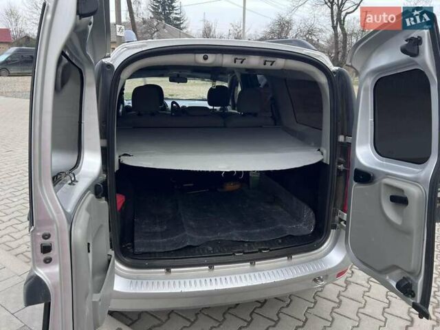 Серый Дачия Логан, объемом двигателя 1.6 л и пробегом 218 тыс. км за 5400 $, фото 8 на Automoto.ua