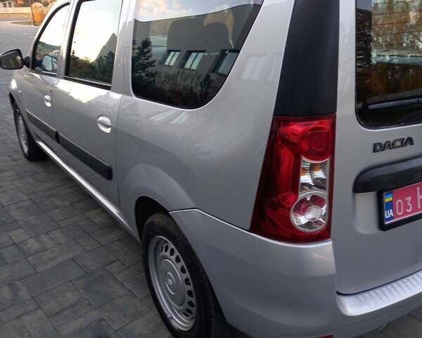 Сірий Дачія Logan, об'ємом двигуна 1.6 л та пробігом 219 тис. км за 6450 $, фото 2 на Automoto.ua