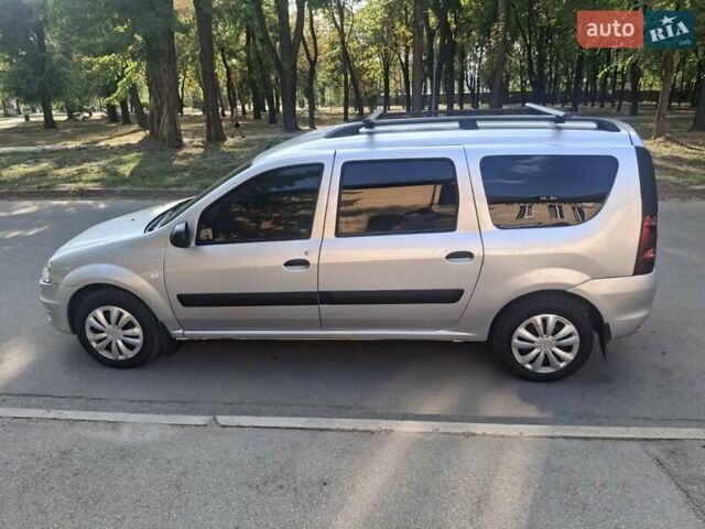 Серый Дачия Логан, объемом двигателя 1.5 л и пробегом 200 тыс. км за 6300 $, фото 6 на Automoto.ua