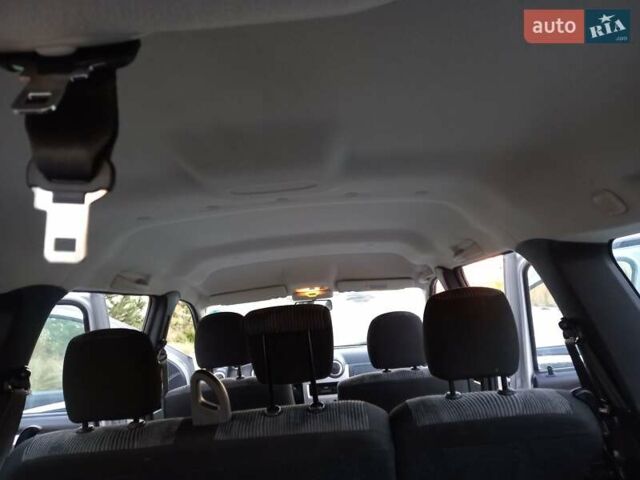 Дачія Logan 2010 у Луцьку на Automoto.ua Сірий Дачія Logan, об'ємом двигуна 1.6 л та пробігом 219 тис. км за 5950 $, фото 15 на Automoto.ua