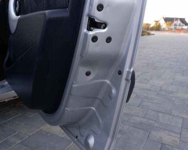 Сірий Дачія Logan, об'ємом двигуна 1.6 л та пробігом 219 тис. км за 6450 $, фото 25 на Automoto.ua