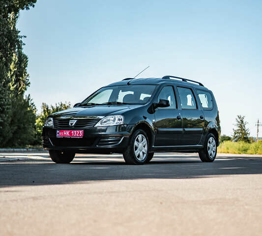 Серый Дачия Логан, объемом двигателя 1.5 л и пробегом 270 тыс. км за 6100 $, фото 2 на Automoto.ua
