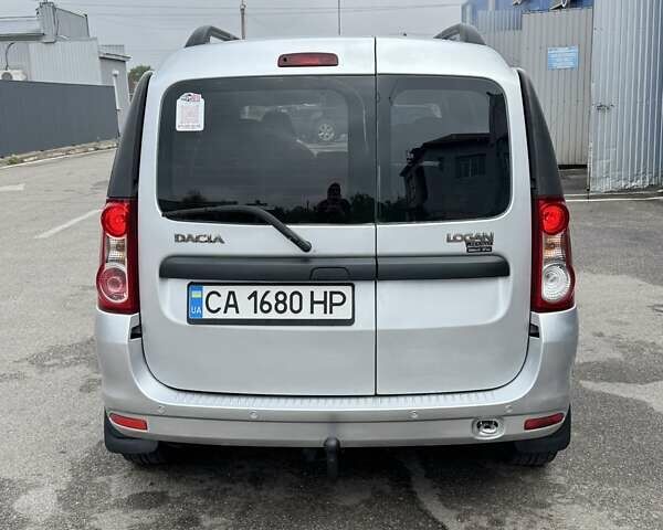 Серый Дачия Логан, объемом двигателя 1.6 л и пробегом 280 тыс. км за 6700 $, фото 4 на Automoto.ua
