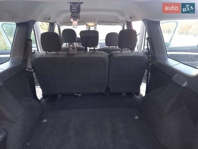 Дачія Logan 2010 у Луцьку на Automoto.ua Сірий Дачія Logan, об'ємом двигуна 1.6 л та пробігом 219 тис. км за 5950 $, фото 13 на Automoto.ua