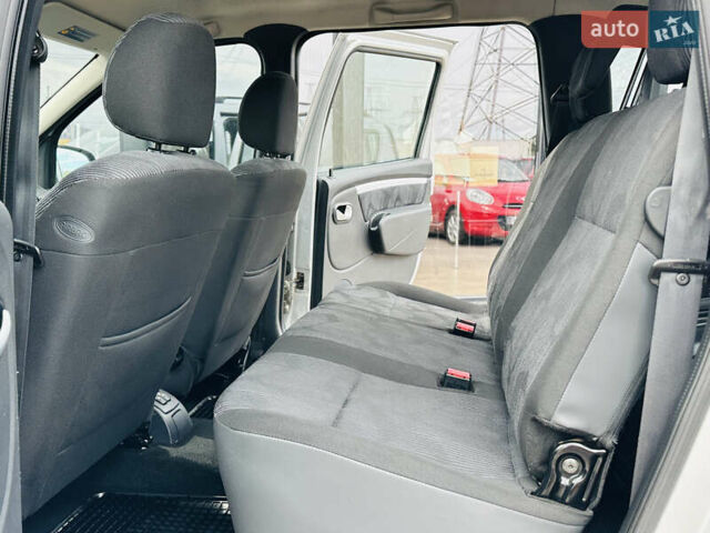 Серый Дачия Логан, объемом двигателя 1.6 л и пробегом 190 тыс. км за 6700 $, фото 19 на Automoto.ua