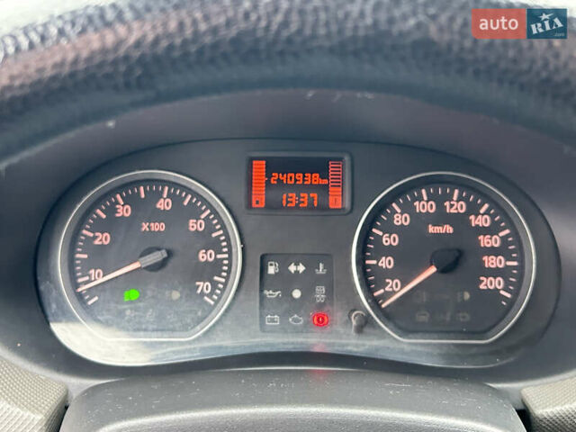 Сірий Дачія Logan, об'ємом двигуна 1.46 л та пробігом 242 тис. км за 4650 $, фото 7 на Automoto.ua