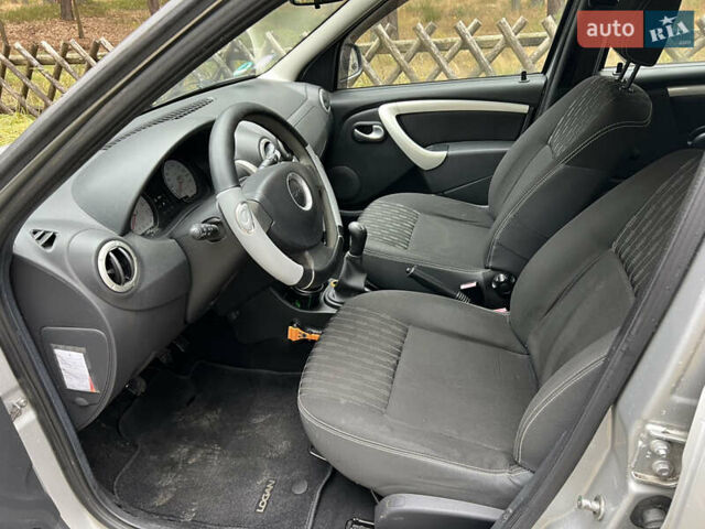 Сірий Дачія Logan, об'ємом двигуна 1.6 л та пробігом 212 тис. км за 6700 $, фото 7 на Automoto.ua
