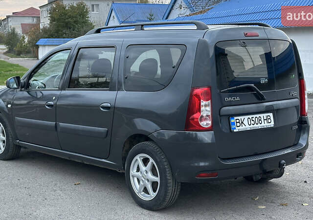 Серый Дачия Логан, объемом двигателя 1.5 л и пробегом 188 тыс. км за 6200 $, фото 2 на Automoto.ua