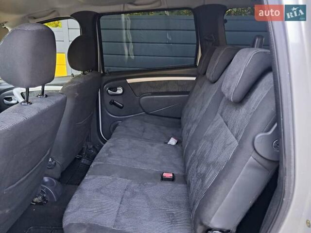 Серый Дачия Логан, объемом двигателя 1.6 л и пробегом 165 тыс. км за 5900 $, фото 17 на Automoto.ua