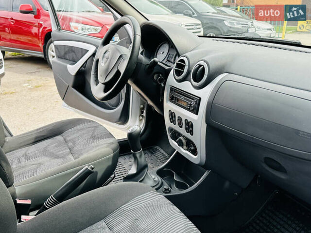 Серый Дачия Логан, объемом двигателя 1.6 л и пробегом 190 тыс. км за 6700 $, фото 30 на Automoto.ua