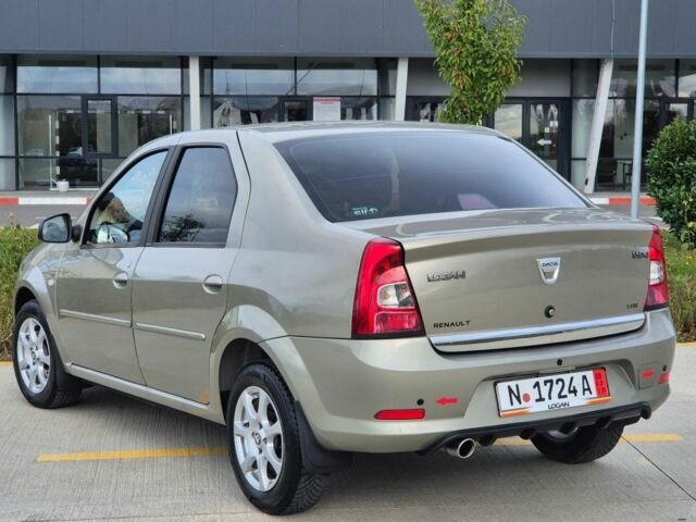 Серый Дачия Логан, объемом двигателя 1.46 л и пробегом 110 тыс. км за 3500 $, фото 2 на Automoto.ua