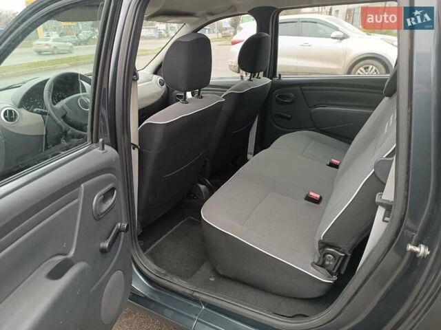 Серый Дачия Логан, объемом двигателя 1.6 л и пробегом 137 тыс. км за 6999 $, фото 15 на Automoto.ua