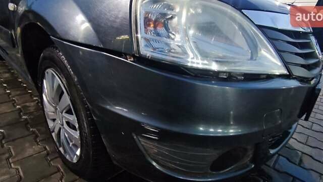 Сірий Дачія Logan, об'ємом двигуна 1.6 л та пробігом 220 тис. км за 6800 $, фото 13 на Automoto.ua