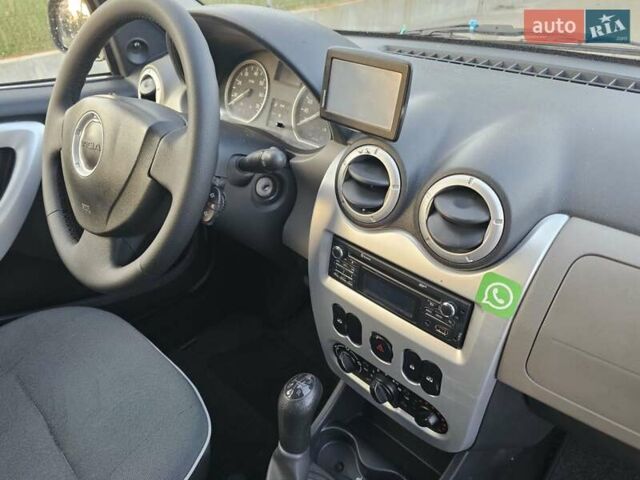 Серый Дачия Логан, объемом двигателя 1.6 л и пробегом 183 тыс. км за 5850 $, фото 24 на Automoto.ua