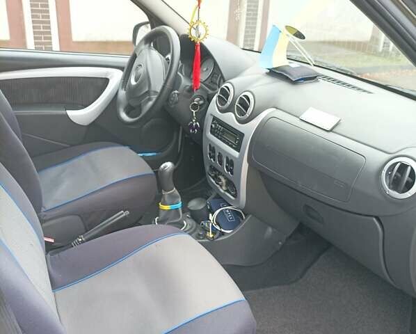 Серый Дачия Логан, объемом двигателя 1.6 л и пробегом 109 тыс. км за 6000 $, фото 11 на Automoto.ua