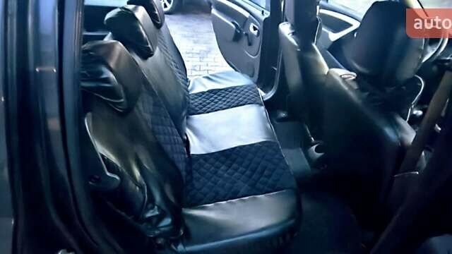 Сірий Дачія Logan, об'ємом двигуна 1.6 л та пробігом 220 тис. км за 6800 $, фото 6 на Automoto.ua