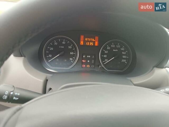 Серый Дачия Логан, объемом двигателя 1.6 л и пробегом 137 тыс. км за 6999 $, фото 24 на Automoto.ua