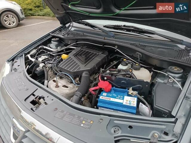 Серый Дачия Логан, объемом двигателя 1.6 л и пробегом 137 тыс. км за 6999 $, фото 26 на Automoto.ua