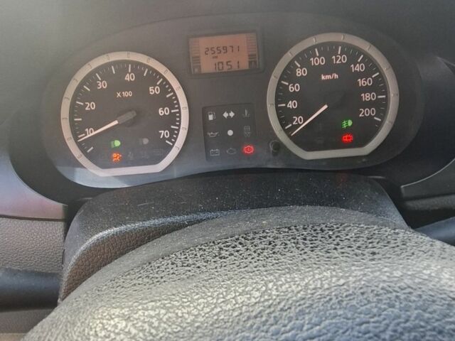 Серый Дачия Логан, объемом двигателя 0 л и пробегом 256 тыс. км за 4100 $, фото 5 на Automoto.ua