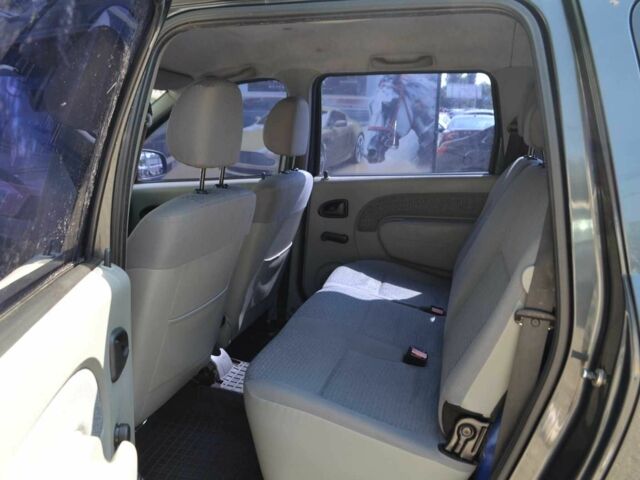 Серый Дачия Логан, объемом двигателя 1.6 л и пробегом 278 тыс. км за 5700 $, фото 14 на Automoto.ua