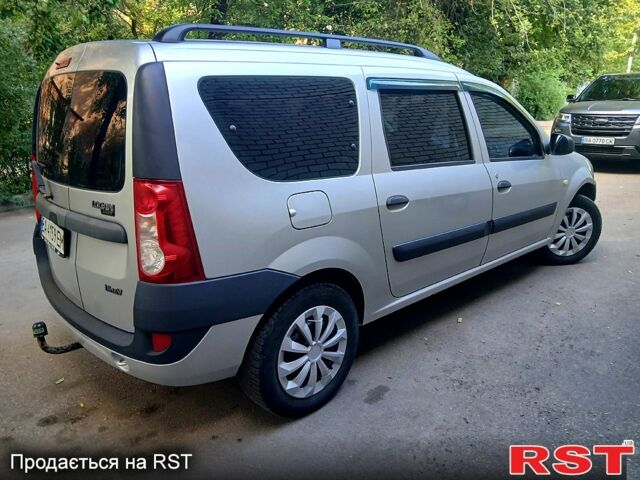 Серый Дачия Логан, объемом двигателя 1.6 л и пробегом 0 тыс. км за 4000 $, фото 2 на Automoto.ua