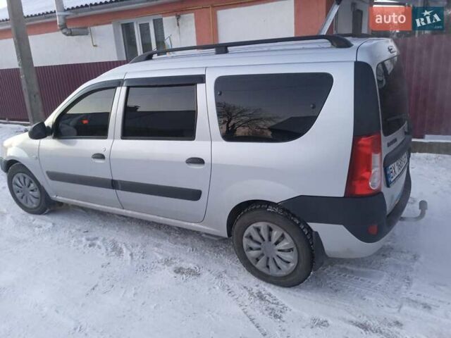 Серый Дачия Логан, объемом двигателя 1.5 л и пробегом 200 тыс. км за 6000 $, фото 2 на Automoto.ua