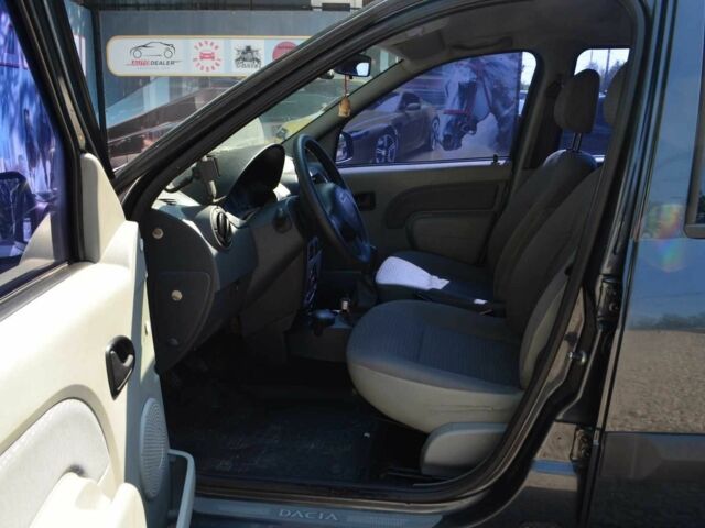 Серый Дачия Логан, объемом двигателя 1.6 л и пробегом 278 тыс. км за 5700 $, фото 12 на Automoto.ua