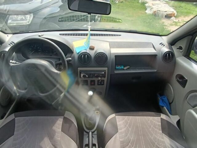 Сірий Дачія Logan, об'ємом двигуна 1.6 л та пробігом 314 тис. км за 3700 $, фото 9 на Automoto.ua