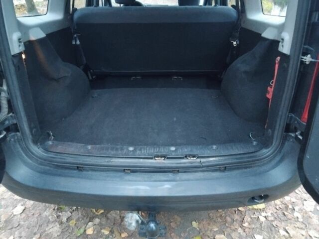 Сірий Дачія Logan, об'ємом двигуна 1.6 л та пробігом 172 тис. км за 3450 $, фото 4 на Automoto.ua