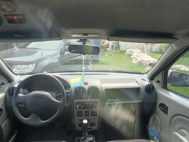 Сірий Дачія Logan, об'ємом двигуна 1.6 л та пробігом 314 тис. км за 3700 $, фото 6 на Automoto.ua