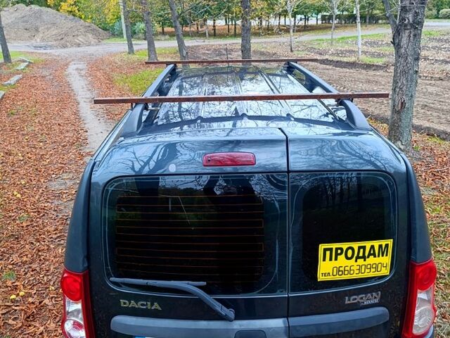 Серый Дачия Логан, объемом двигателя 1.6 л и пробегом 19 тыс. км за 5500 $, фото 3 на Automoto.ua