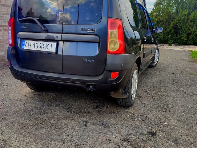 Сірий Дачія Logan, об'ємом двигуна 1.6 л та пробігом 309 тис. км за 3900 $, фото 2 на Automoto.ua