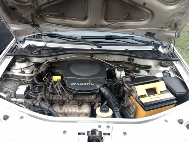 Серый Дачия Логан, объемом двигателя 1.6 л и пробегом 291 тыс. км за 3910 $, фото 12 на Automoto.ua