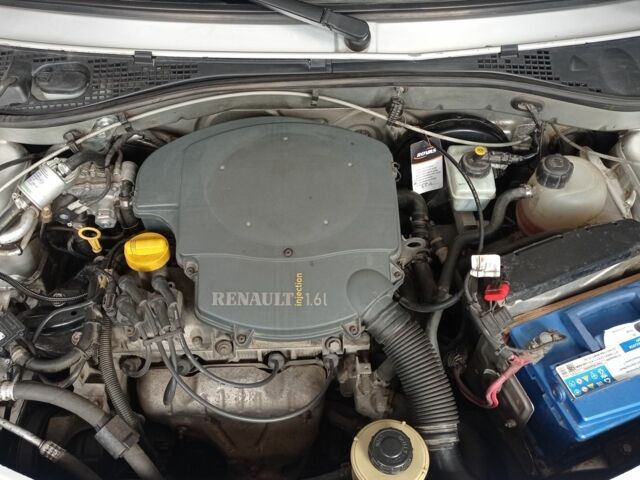 Сірий Дачія Logan, об'ємом двигуна 1.6 л та пробігом 278 тис. км за 6000 $, фото 6 на Automoto.ua