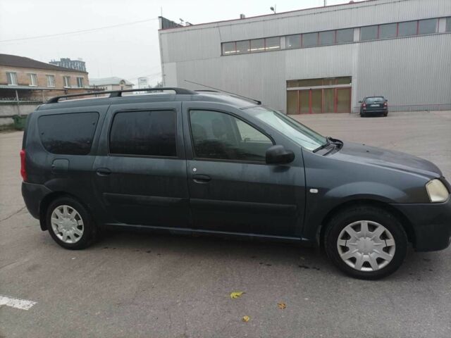 Серый Дачия Логан, объемом двигателя 1.6 л и пробегом 245 тыс. км за 3545 $, фото 10 на Automoto.ua