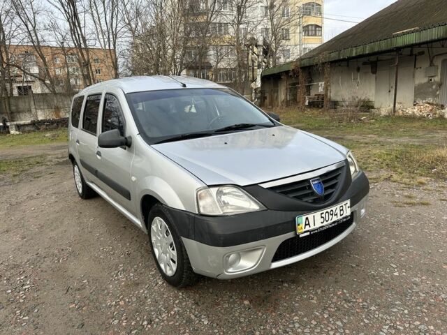 Серый Дачия Логан, объемом двигателя 1.6 л и пробегом 203 тыс. км за 3700 $, фото 17 на Automoto.ua