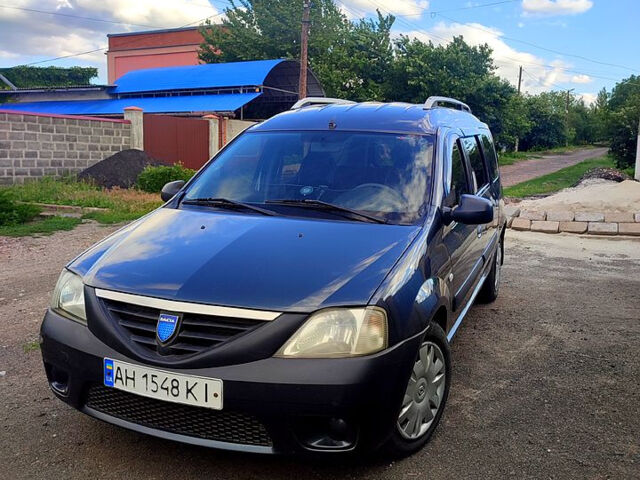 Сірий Дачія Logan, об'ємом двигуна 1.6 л та пробігом 309 тис. км за 3900 $, фото 3 на Automoto.ua