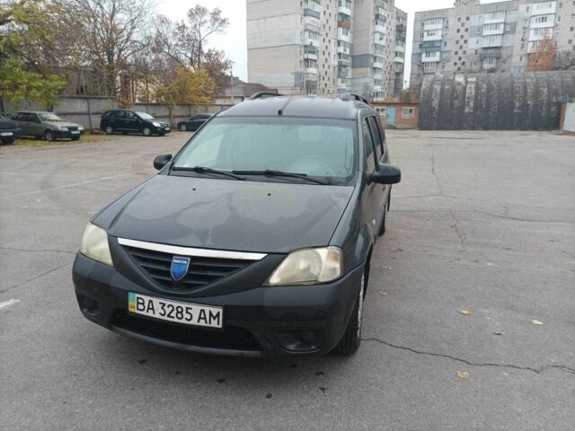 Серый Дачия Логан, объемом двигателя 1.6 л и пробегом 245 тыс. км за 3545 $, фото 3 на Automoto.ua