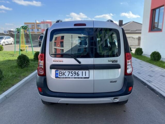 Серый Дачия Логан, объемом двигателя 0 л и пробегом 197 тыс. км за 4699 $, фото 5 на Automoto.ua