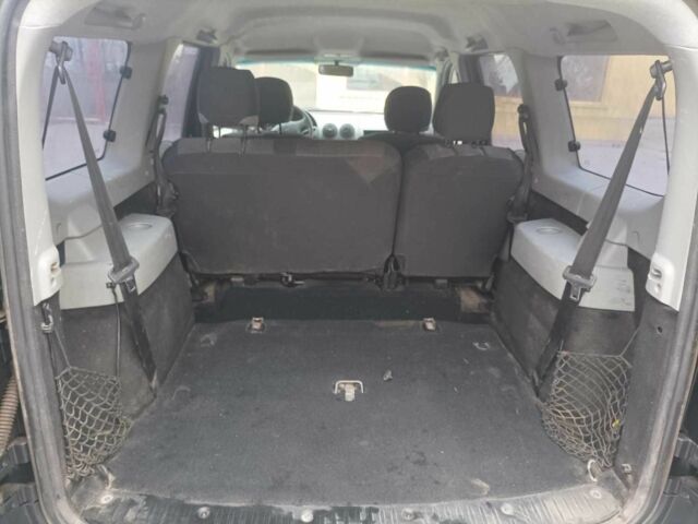 Серый Дачия Логан, объемом двигателя 1.6 л и пробегом 245 тыс. км за 3545 $, фото 15 на Automoto.ua