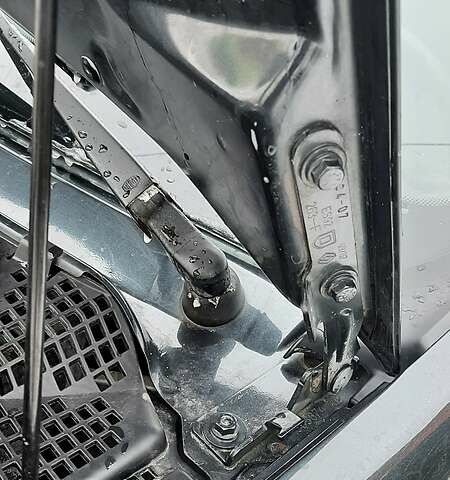 Серый Дачия Логан, объемом двигателя 1.6 л и пробегом 178 тыс. км за 5299 $, фото 47 на Automoto.ua