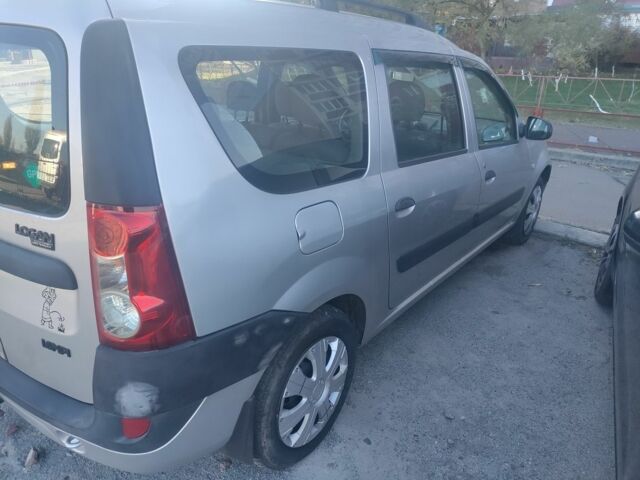 Серый Дачия Логан, объемом двигателя 1.6 л и пробегом 198 тыс. км за 3500 $, фото 9 на Automoto.ua