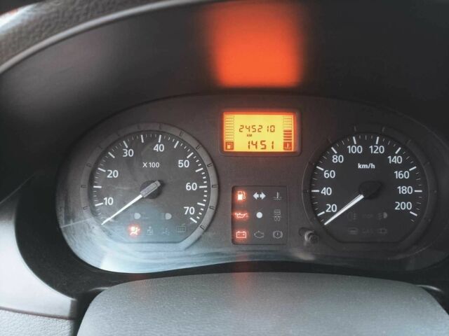 Серый Дачия Логан, объемом двигателя 1.6 л и пробегом 245 тыс. км за 3545 $, фото 19 на Automoto.ua