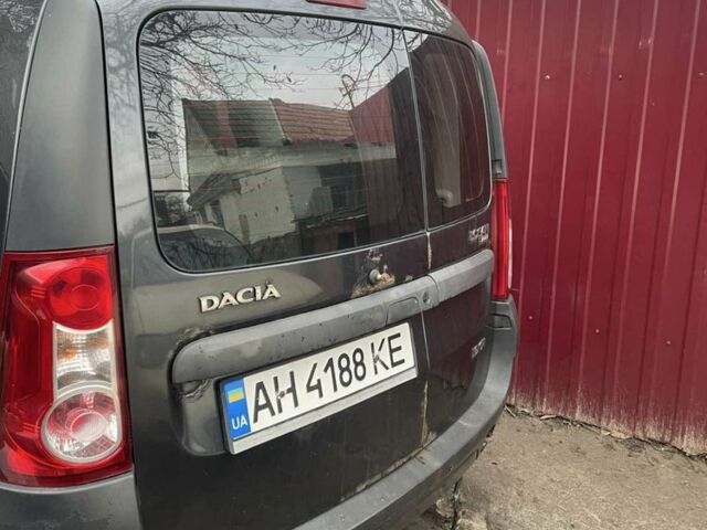 Серый Дачия Логан, объемом двигателя 1.6 л и пробегом 250 тыс. км за 3550 $, фото 1 на Automoto.ua