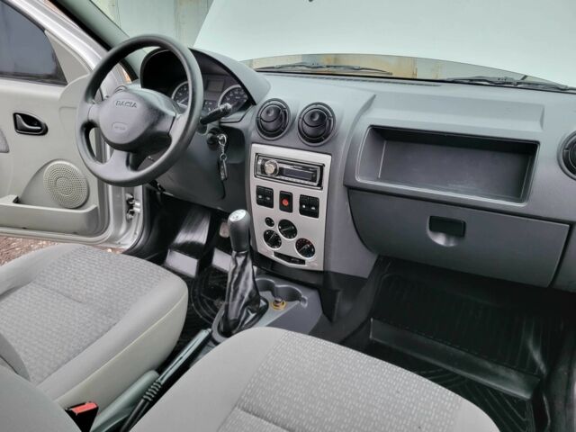 Серый Дачия Логан, объемом двигателя 1.6 л и пробегом 164 тыс. км за 5300 $, фото 17 на Automoto.ua